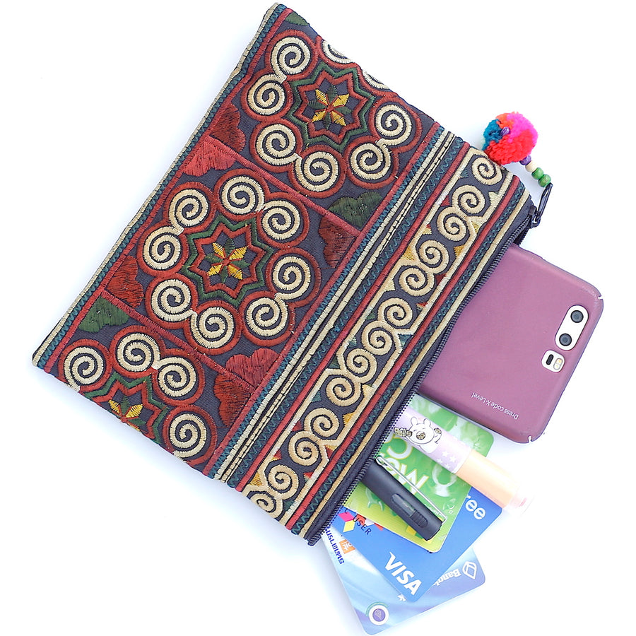 Sabai Jai Chocolate Cosmetic Pouch with accessories