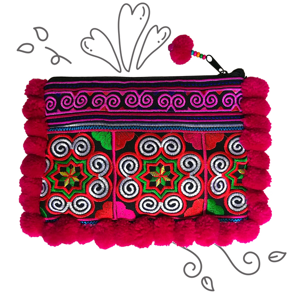 Pom pom clutch store bag